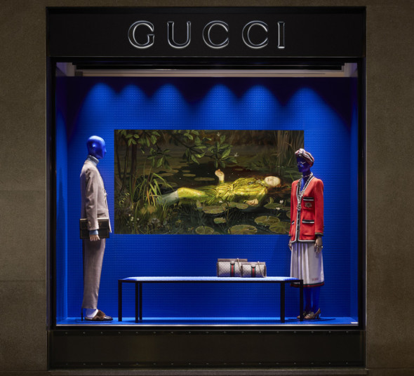 1519826156_1-Vetrina-negozio-Gucci-Monte-Napoleone-590x536