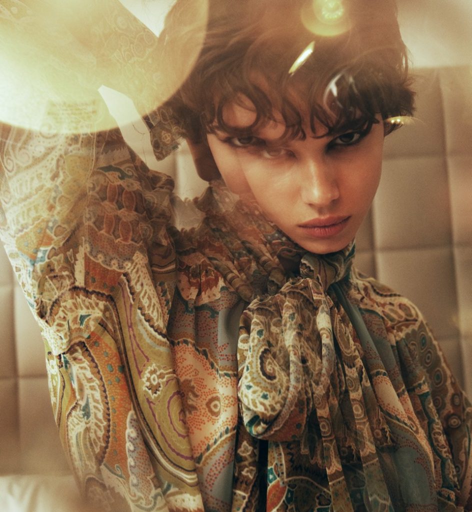 Moda, Etro lancia capsule camicie genderless con Harris&nbsp;Reed